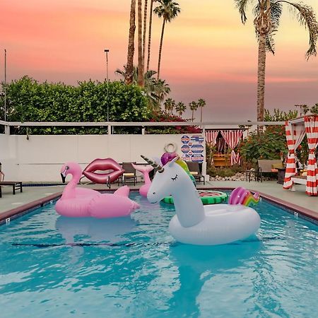 فندق Float Palm Springs - Adults Only المظهر الخارجي الصورة