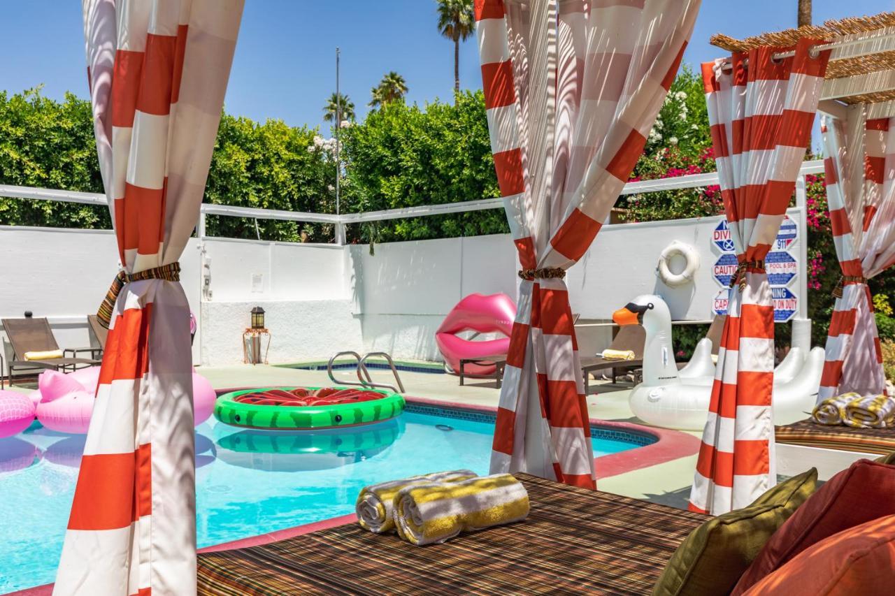 فندق Float Palm Springs - Adults Only المظهر الخارجي الصورة
