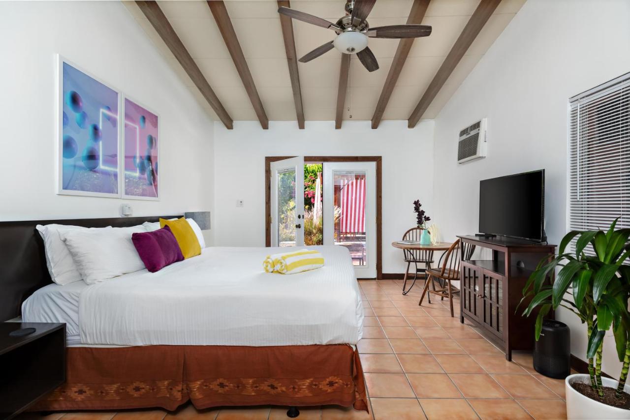 فندق Float Palm Springs - Adults Only المظهر الخارجي الصورة