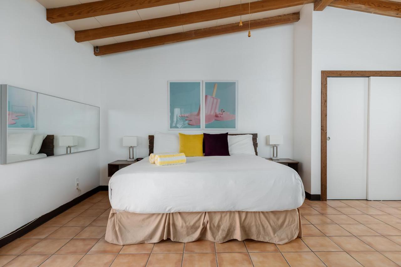 فندق Float Palm Springs - Adults Only المظهر الخارجي الصورة