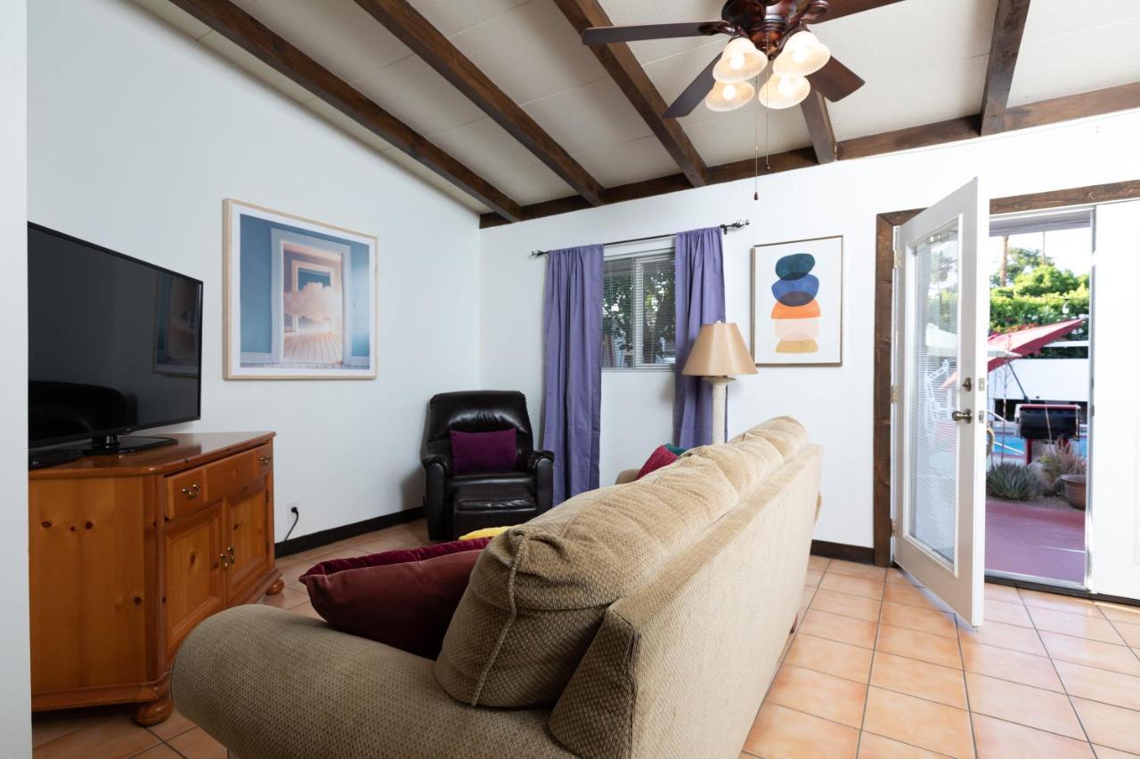 فندق Float Palm Springs - Adults Only المظهر الخارجي الصورة