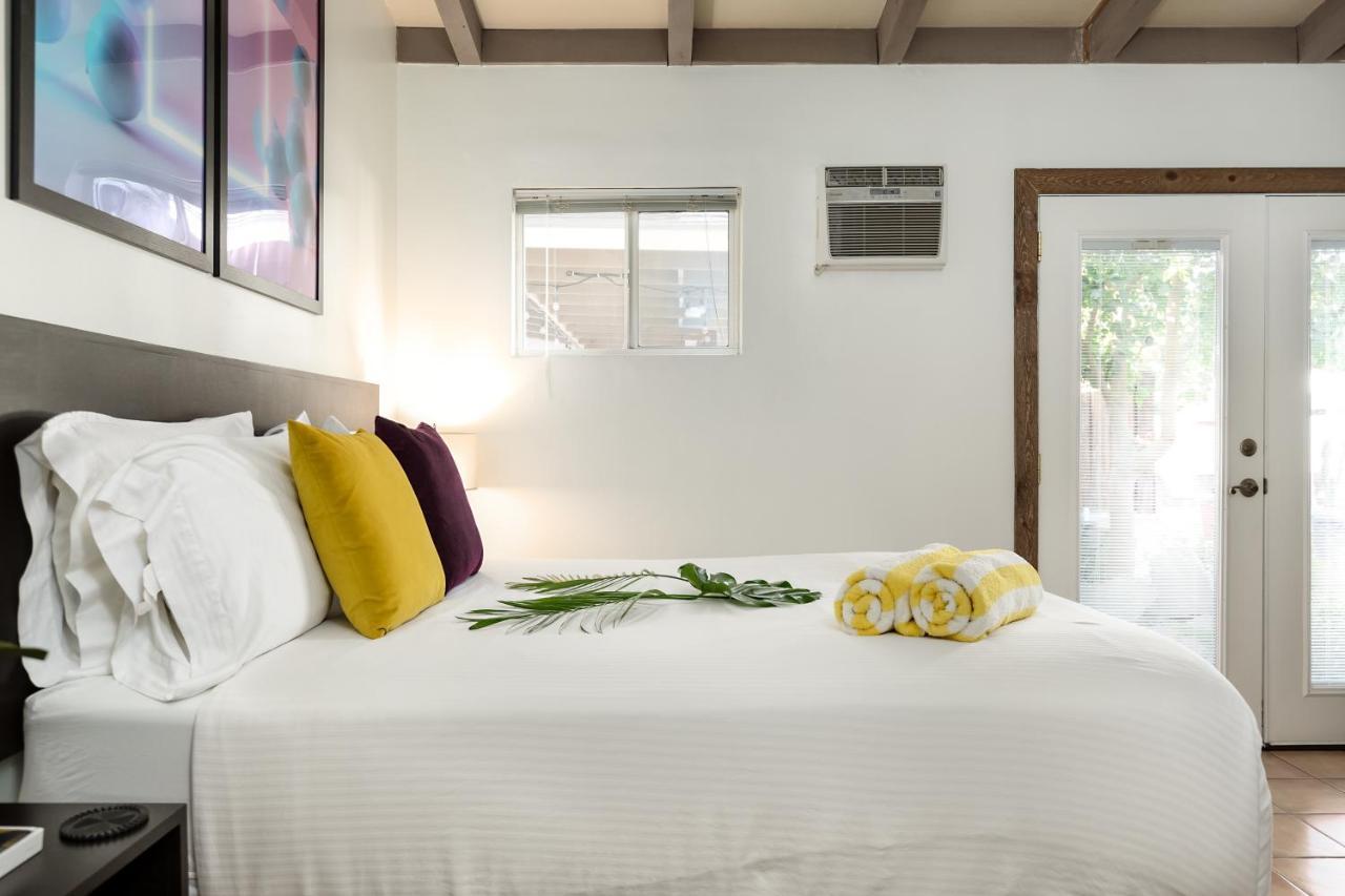 فندق Float Palm Springs - Adults Only المظهر الخارجي الصورة