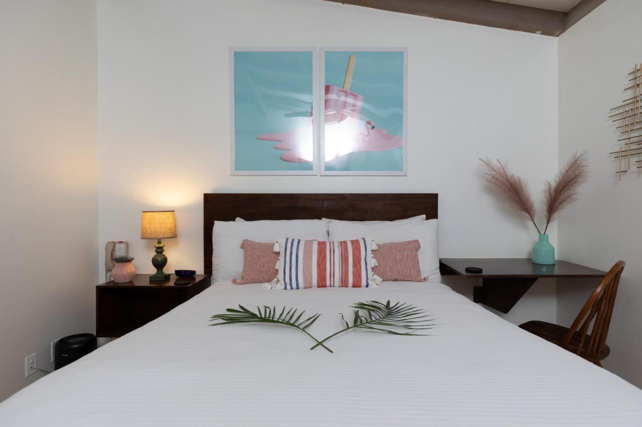 فندق Float Palm Springs - Adults Only المظهر الخارجي الصورة